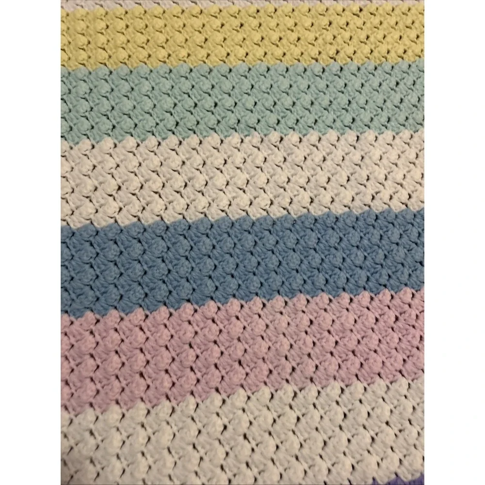 Handmade Knit Vintage White Pink Yellow Blue Afghan Blanket‎ Soft Retro 58